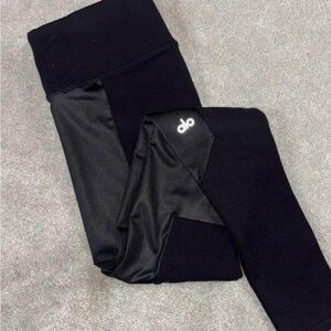 Alo Yoga Accelerate Leggings Black
Accent Houndstooth Size XS